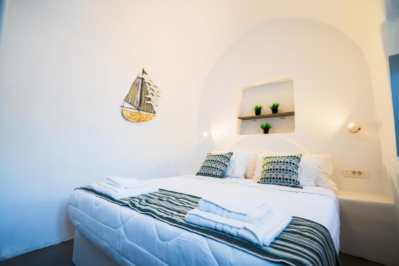 סנטוריני Jessica Apartment With Jacuzzi מראה חיצוני תמונה